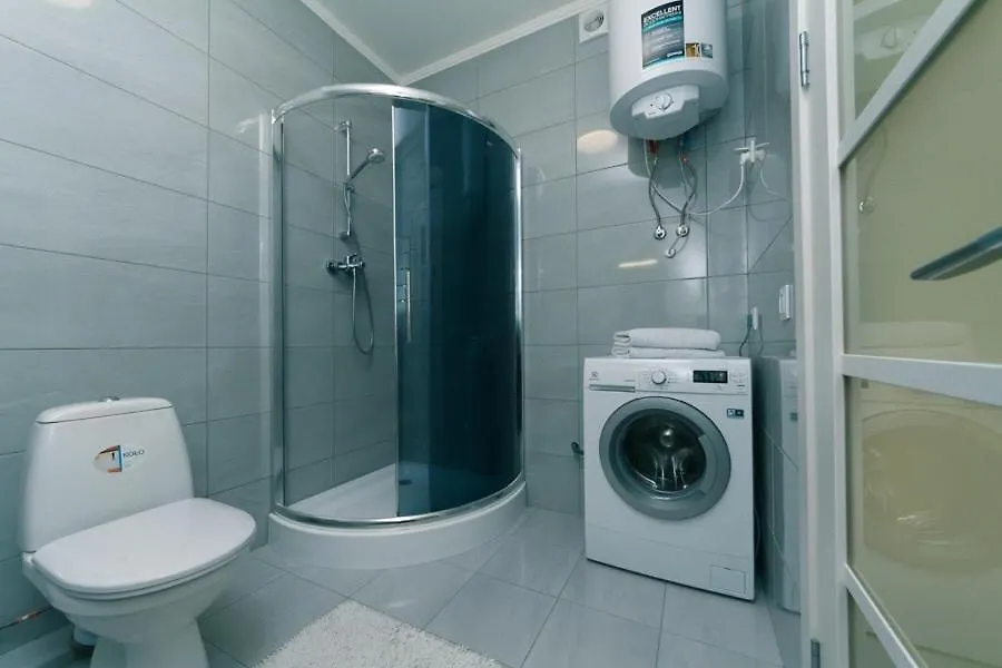 Драгоманова 38А 2Й Поверх Appartement Kiev Oekraïne
