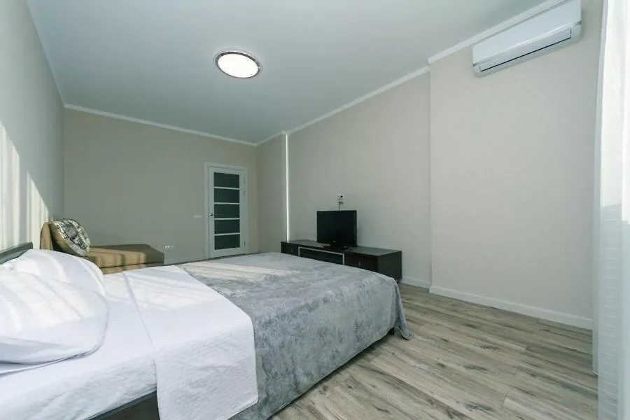 Драгоманова 38А 2Й Поверх Appartement Kiev